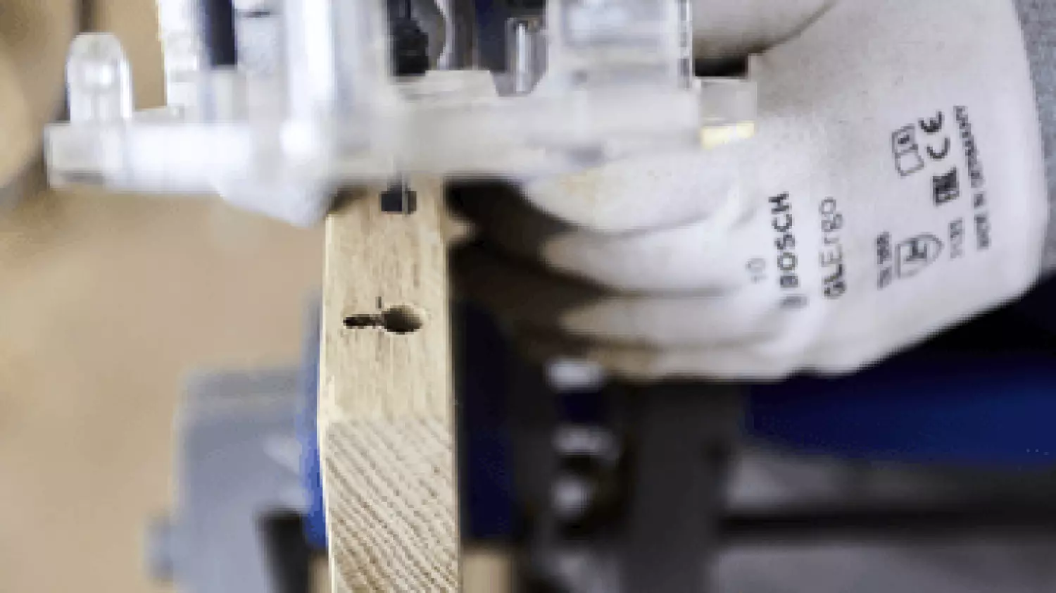 DREMEL 660JA 7-Delige Multifunctionele Frezenset In Houten Koffer thumbnail 3