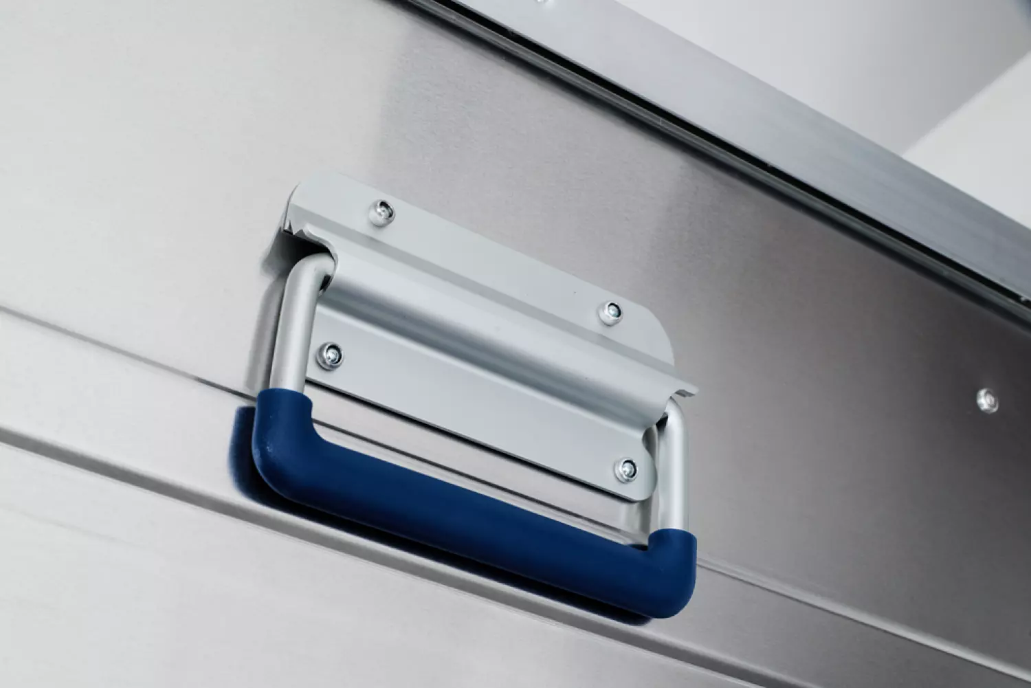 Alutec ALU12073S Aluminium Kist Met Plukschuim - 38,5 X 58 X 39,8 Cm thumbnail 2