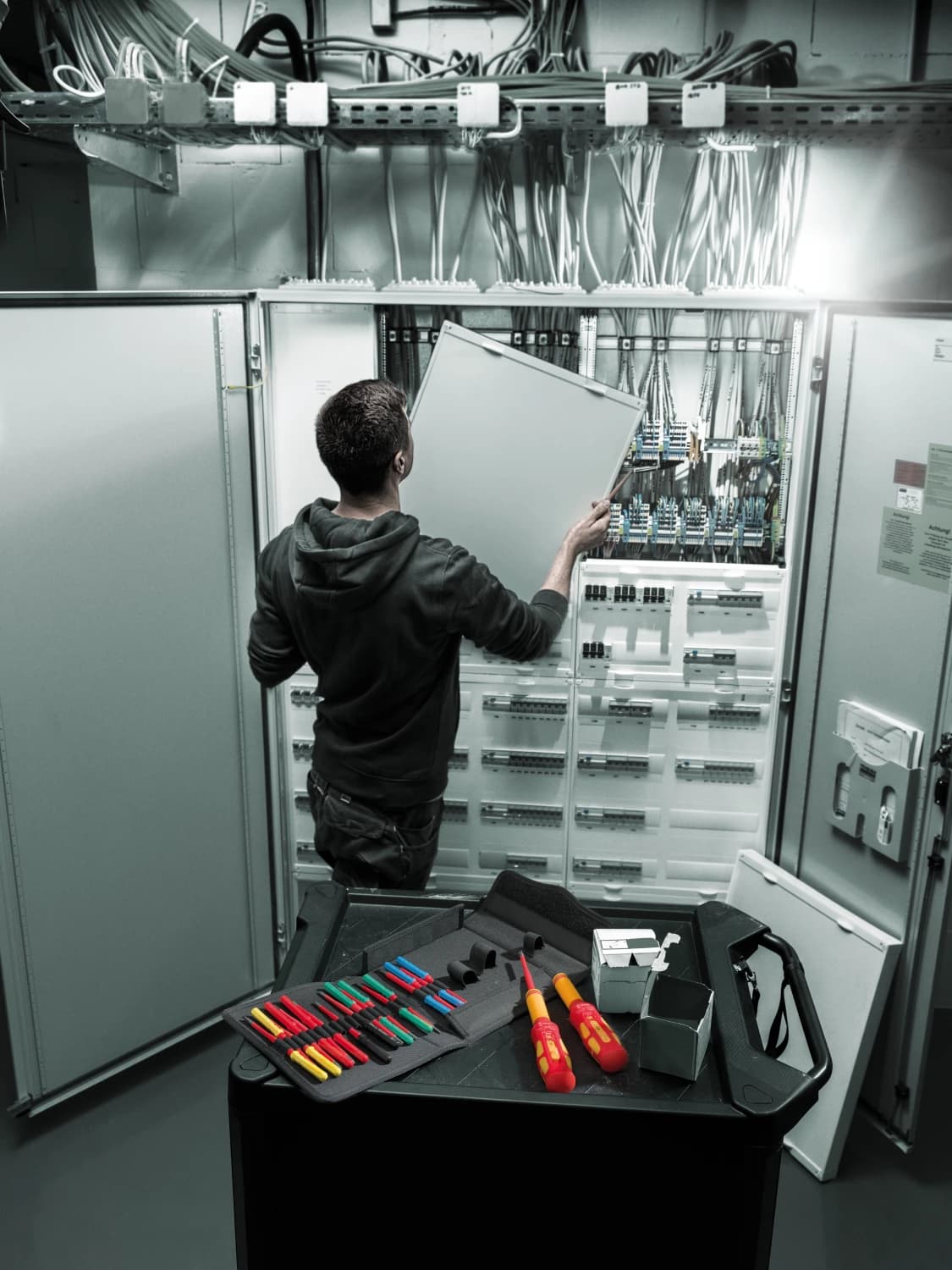 Wera 05006633001 23-delige Kraftform Kompakt VDE Safe-Torque Speed Schakelkast Set 1 Wisselklingenset In Etui thumbnail 2