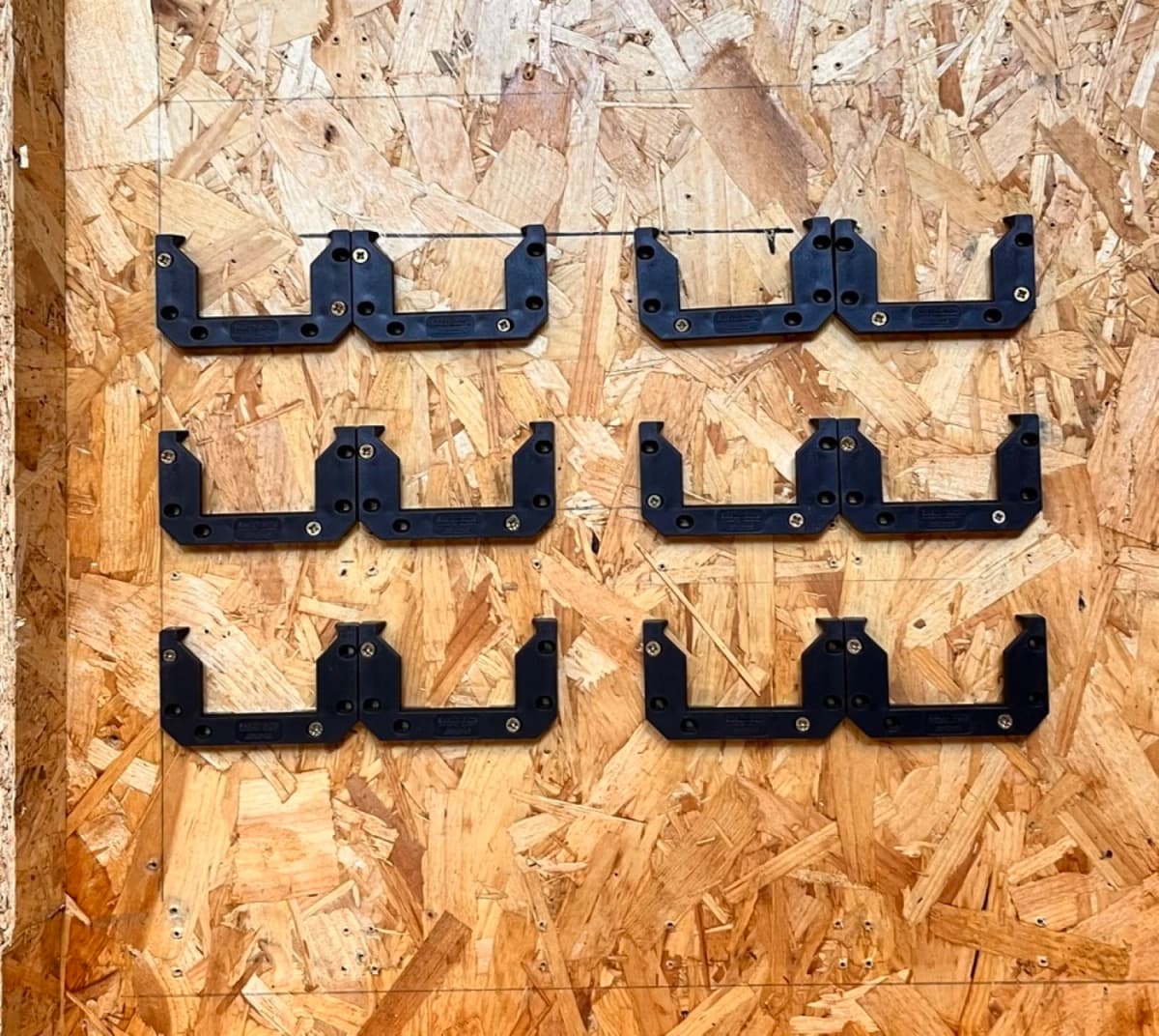 StealthMounts OM-LOCL-BLK-6 Cleat'n'Feet Montageklemmen V2 - Zwart - 6 Stuks thumbnail 3