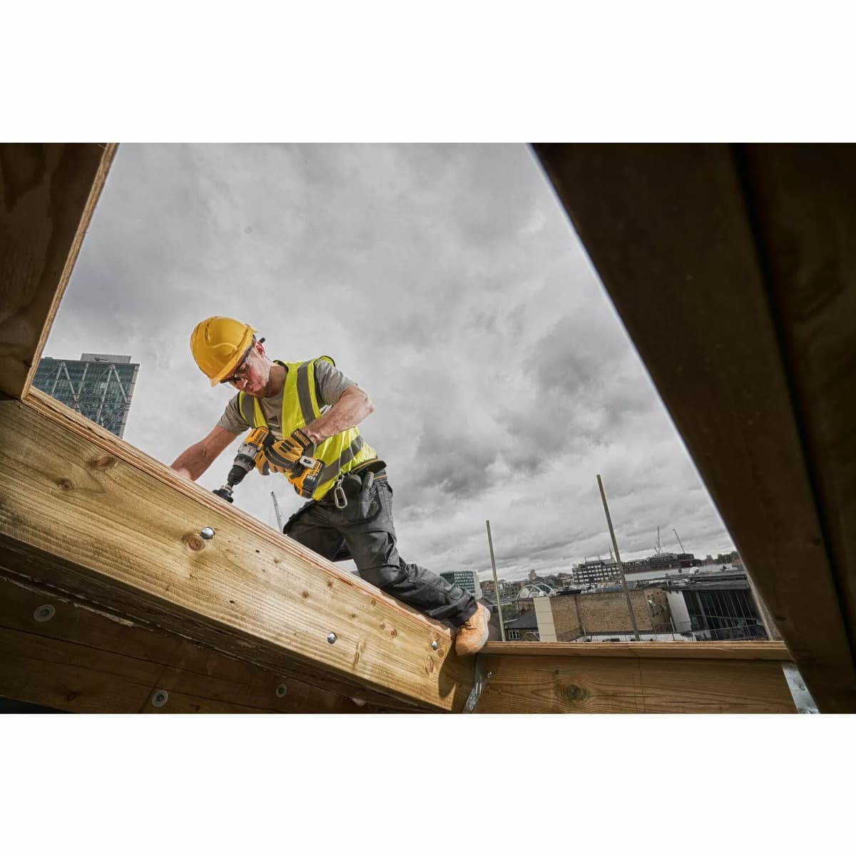 DeWALT DCD991P2 18V Li-ion XR Accu Boor-/schroefmachine Set (2x 5.0Ah) In Koffer - Koolborstelloos thumbnail 4