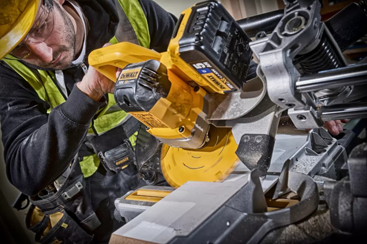 DeWALT DT1669 Extreme Cirkelzaagblad - 184 X 16 X 24T - Hout thumbnail 4