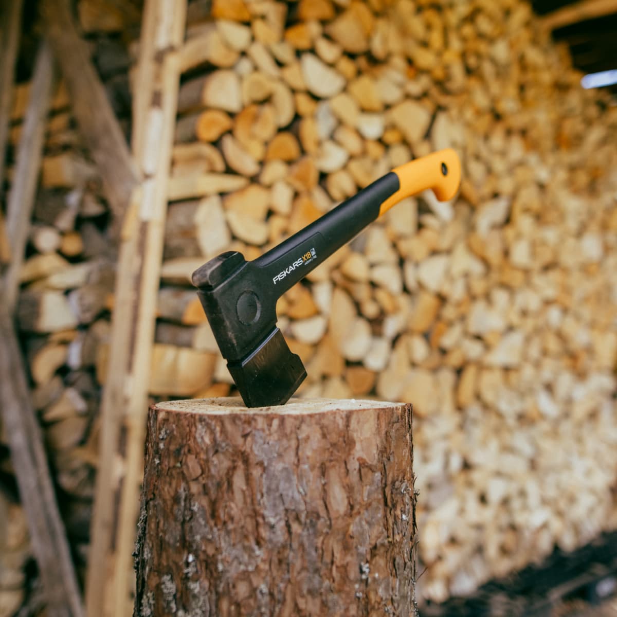 Fiskars 1069103 X-serie X18 Universele Bijl S - 445mm thumbnail 3