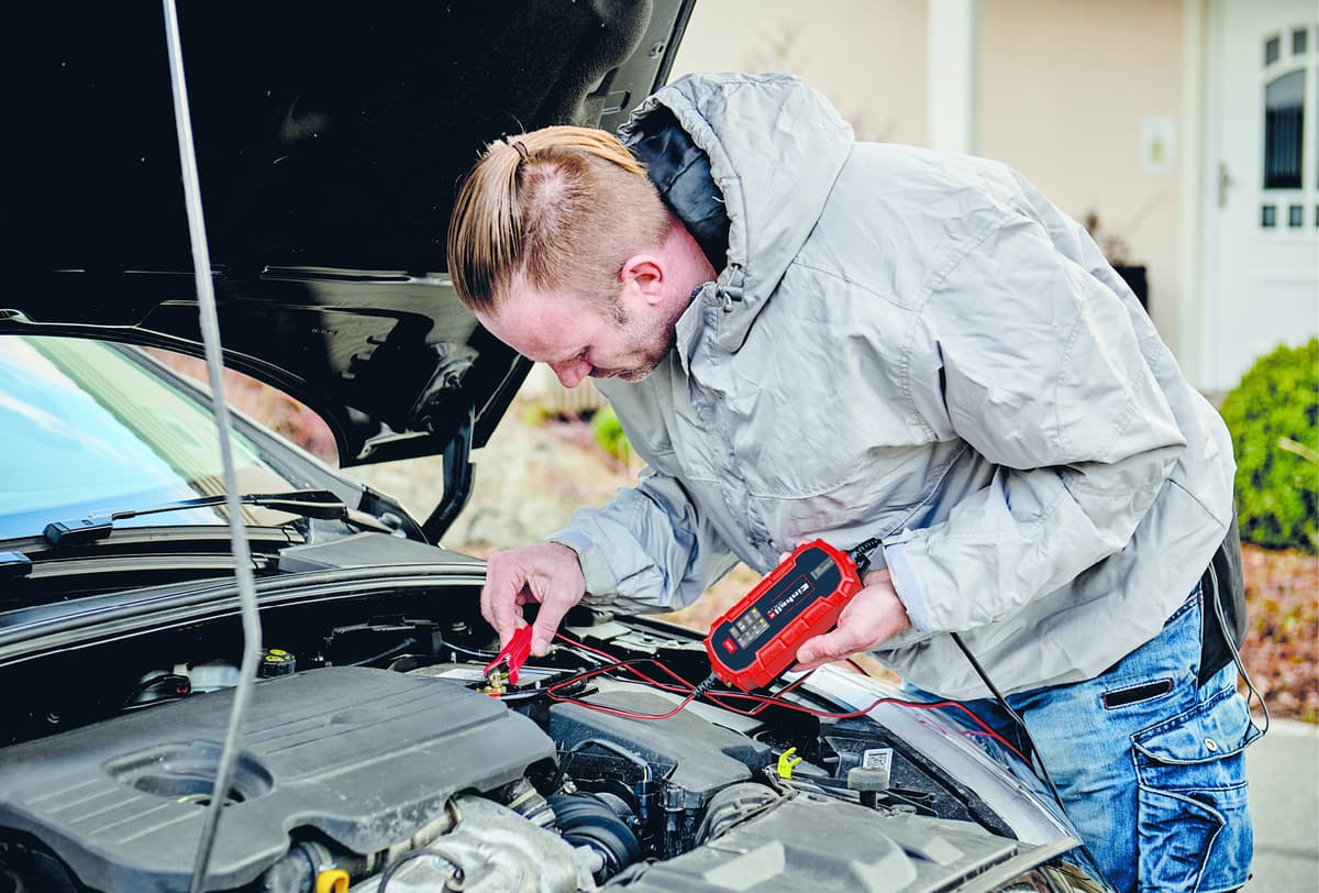 Einhell CE-BC 2 M Acculader thumbnail 8