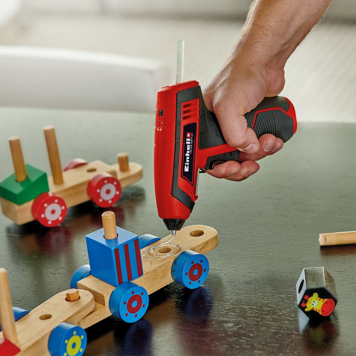 KWB Lijmpatronen 24 stuksØ11 mm thumbnail 4