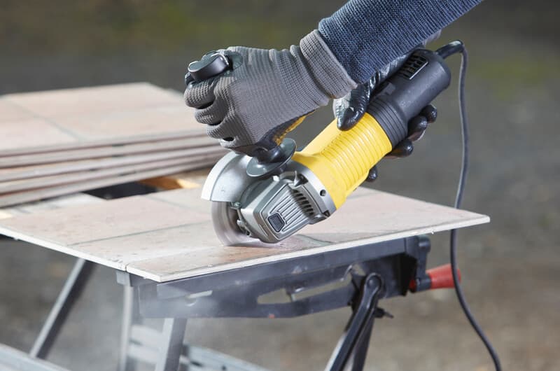 Stanley FMEG220K Fatmax® 850W 125MM Haakse slijper thumbnail 3