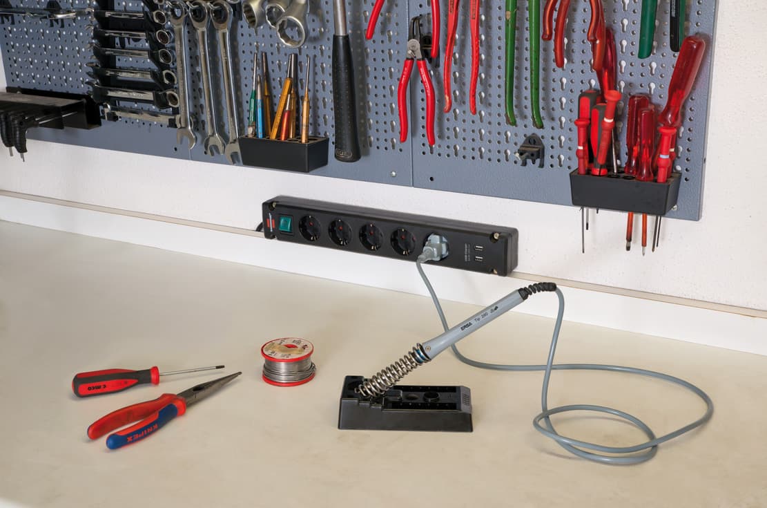 Brennenstuhl Bremounta Stekkerdoos 5-voudig met USB-laadfunctie thumbnail 5