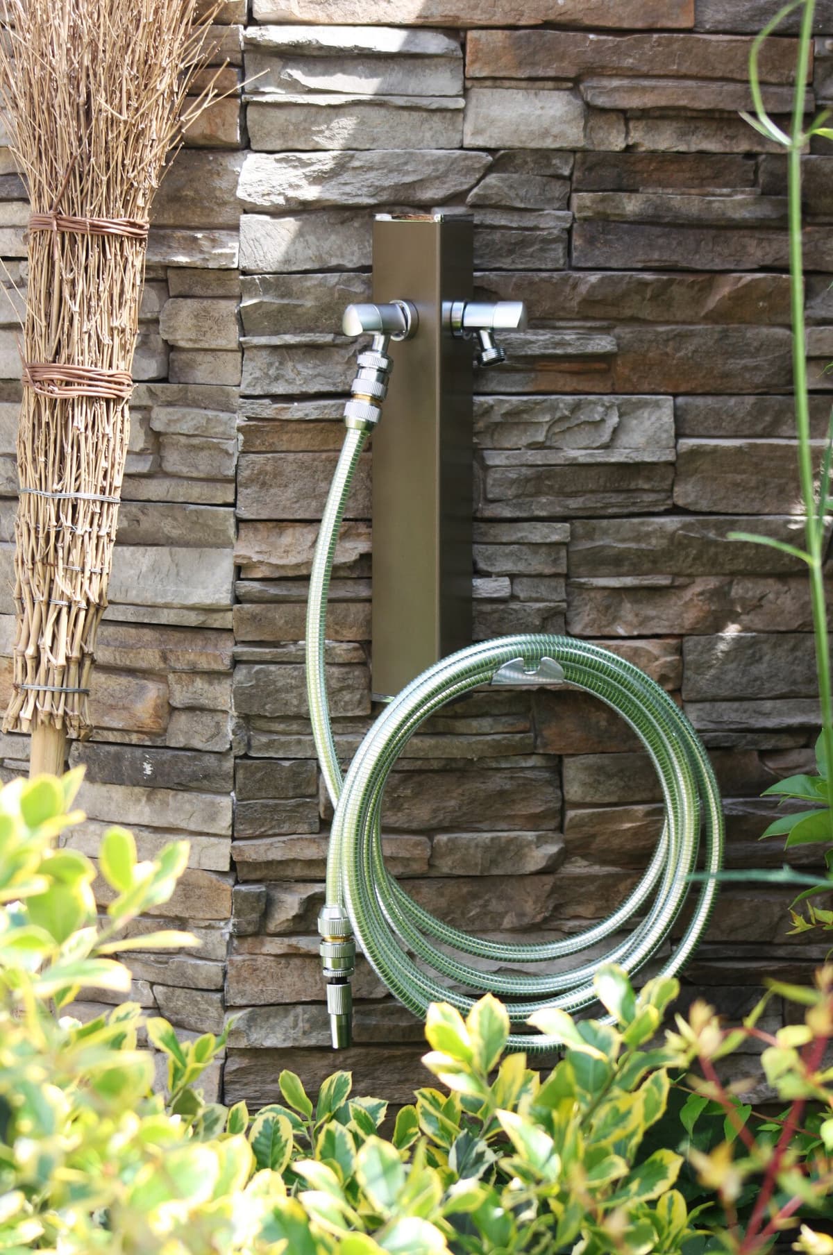 Aquapoint Triangle Wall Dove Grey 40CM thumbnail 3