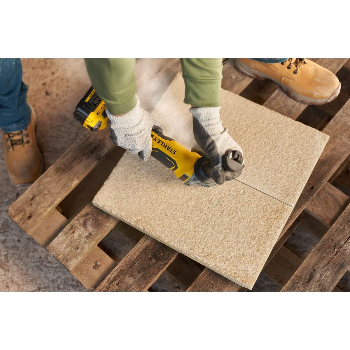 Stanley FatMax Accu Haakse Slijper V20 SFMCG700M2K - Brushless 125mm thumbnail 7