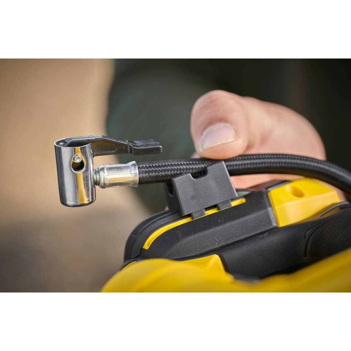 Stanley SFMCE521B Accu Hogedrukpomp thumbnail 11