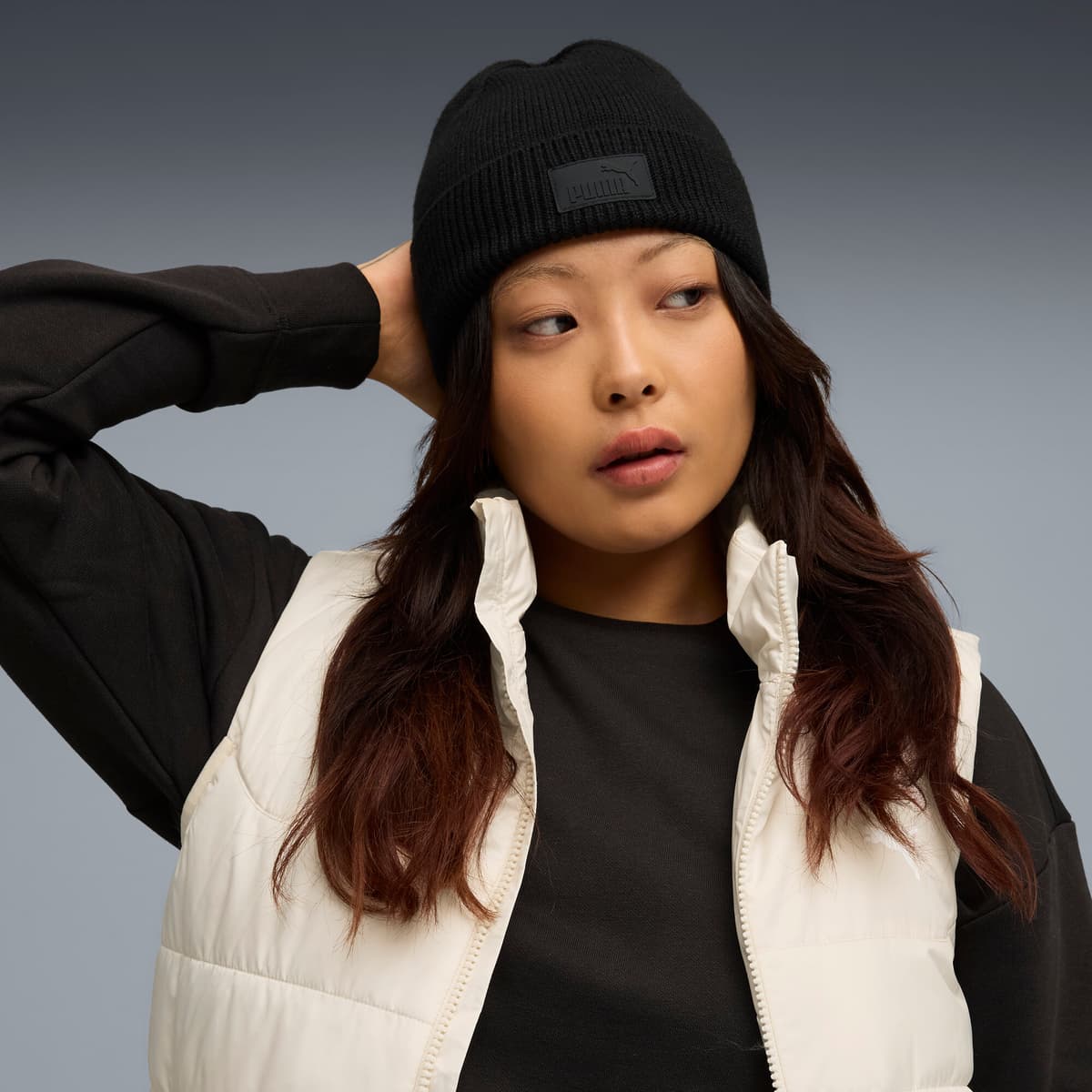 PUMA Essentials Elevated beanie met rubberen patch en lage kruin, Zwart thumbnail 4