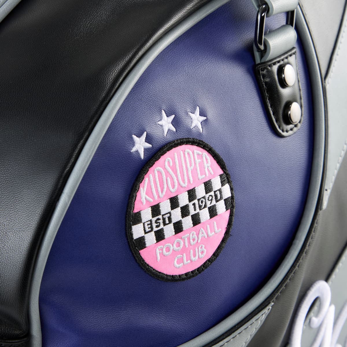 PUMA x KIDSUPER sporttas van 30 liter, Zwart/Grijs thumbnail 5