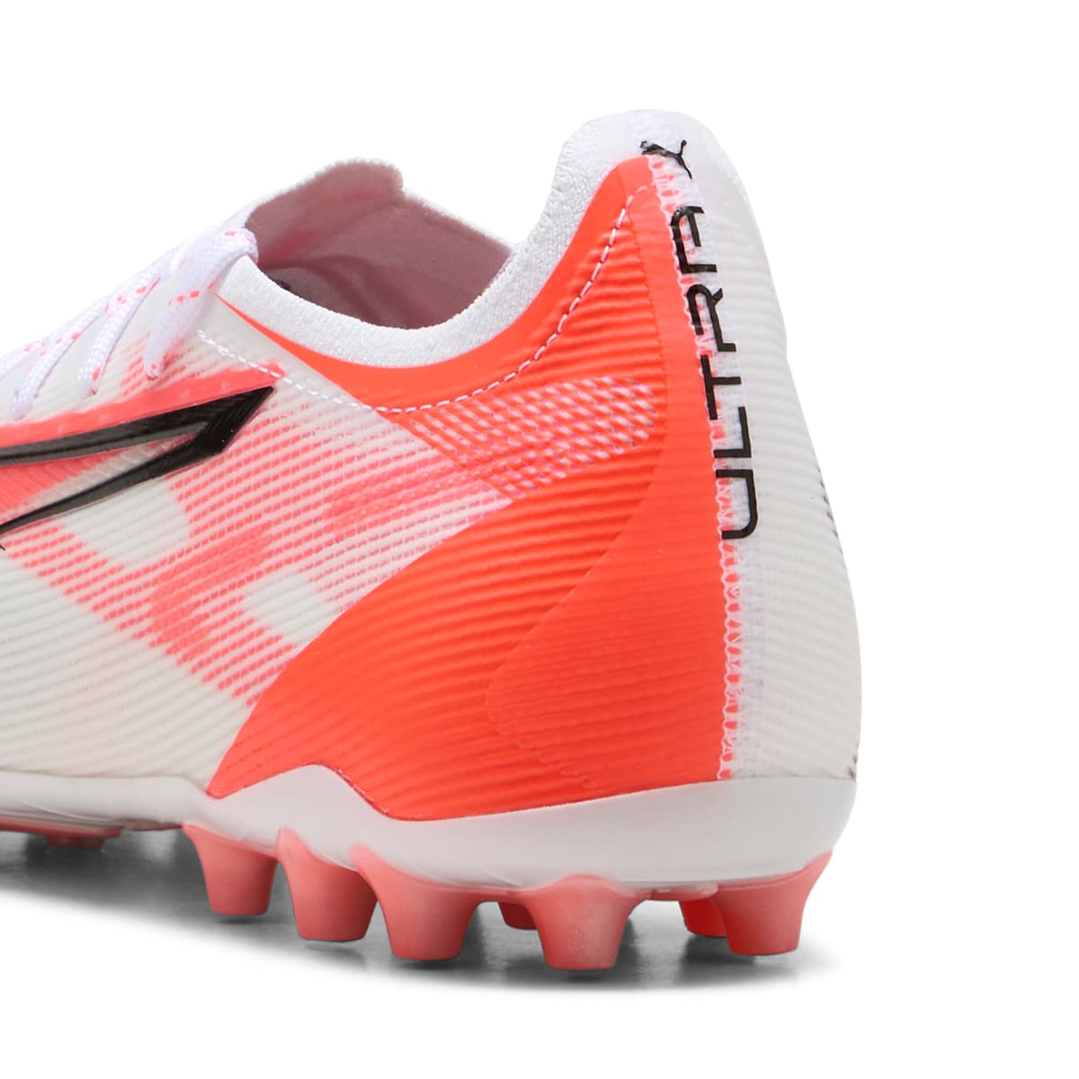 PUMA ULTRA 5 ULTIMATE MG voetbalschoenen, Zwart/Rood/Wit, Maat 45 thumbnail 5