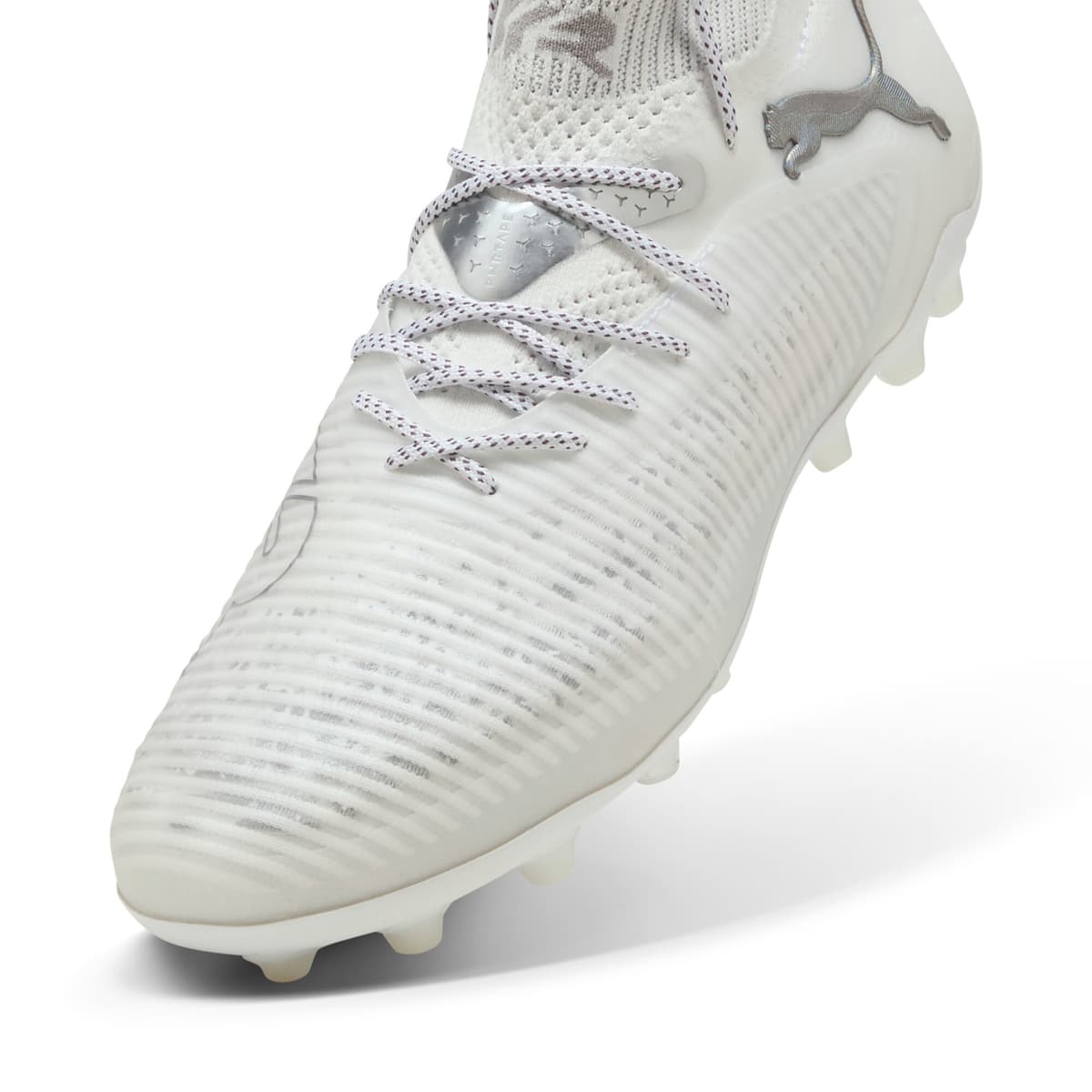 PUMA FUTURE 8 ULTIMATE MG voetbalschoenen uniseks, Wit/Zilver, Maat 40,5 thumbnail 2