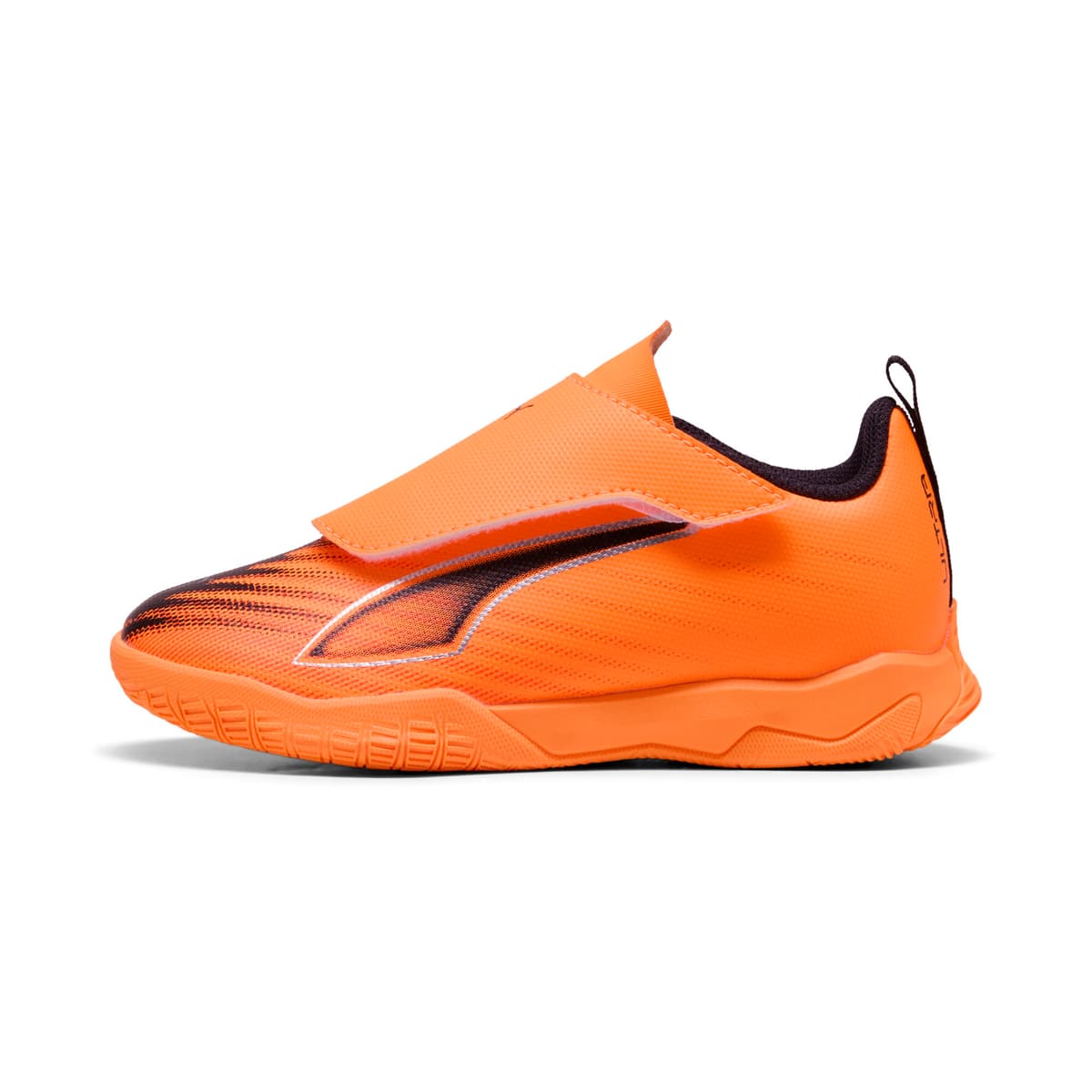 PUMA ULTRA 6 PLAY futsalschoenen, Zwart/Rood, Maat 26