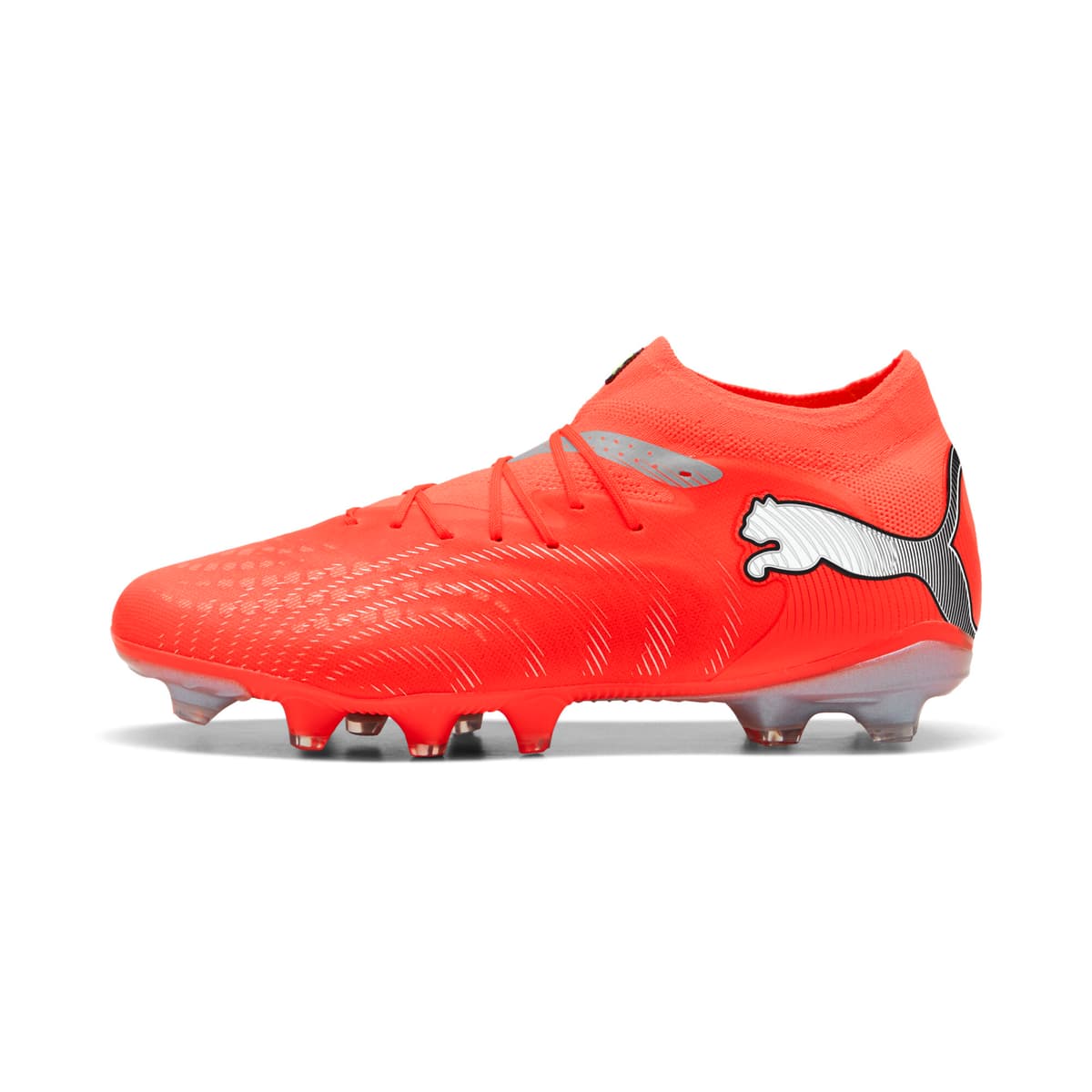 PUMA FUTURE 9 PRO FG/AG voetbalschoenen voor Dames, Zwart/Rood/Wit, Maat 40,5