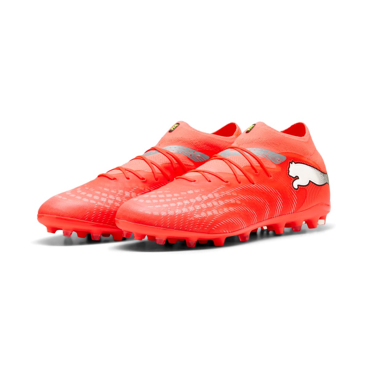 PUMA FUTURE 9 PRO MG uniseks voetbalschoenen, Zwart/Rood/Wit, Maat 44,5