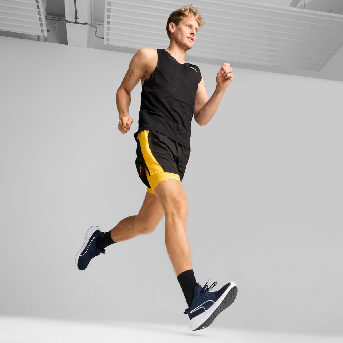 PUMA SOFTRIDE Carson hardloopschoenen, Blauw/Zwart/Wit, Maat 47 thumbnail 7