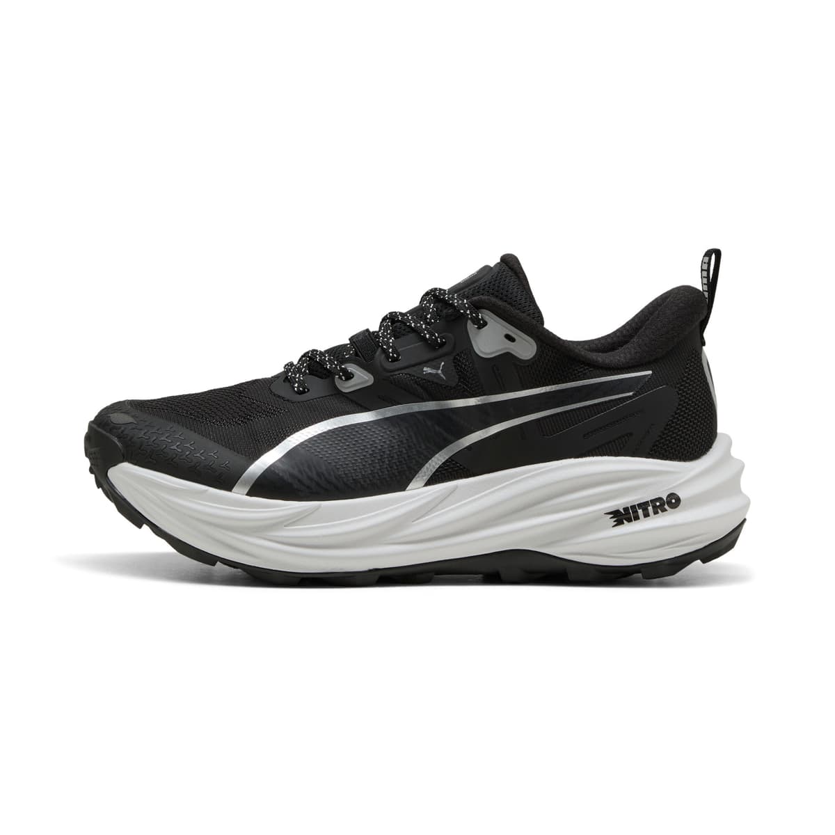 PUMA Voyage NITROâ¢ 4 hardloopschoenen voor Heren, Zwart/Zilver, Maat 39