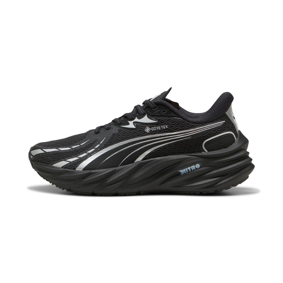 PUMA Velocity NITROâ¢ 4 GTX hardloopschoenen voor Dames, Zwart/Zilver, Maat 40