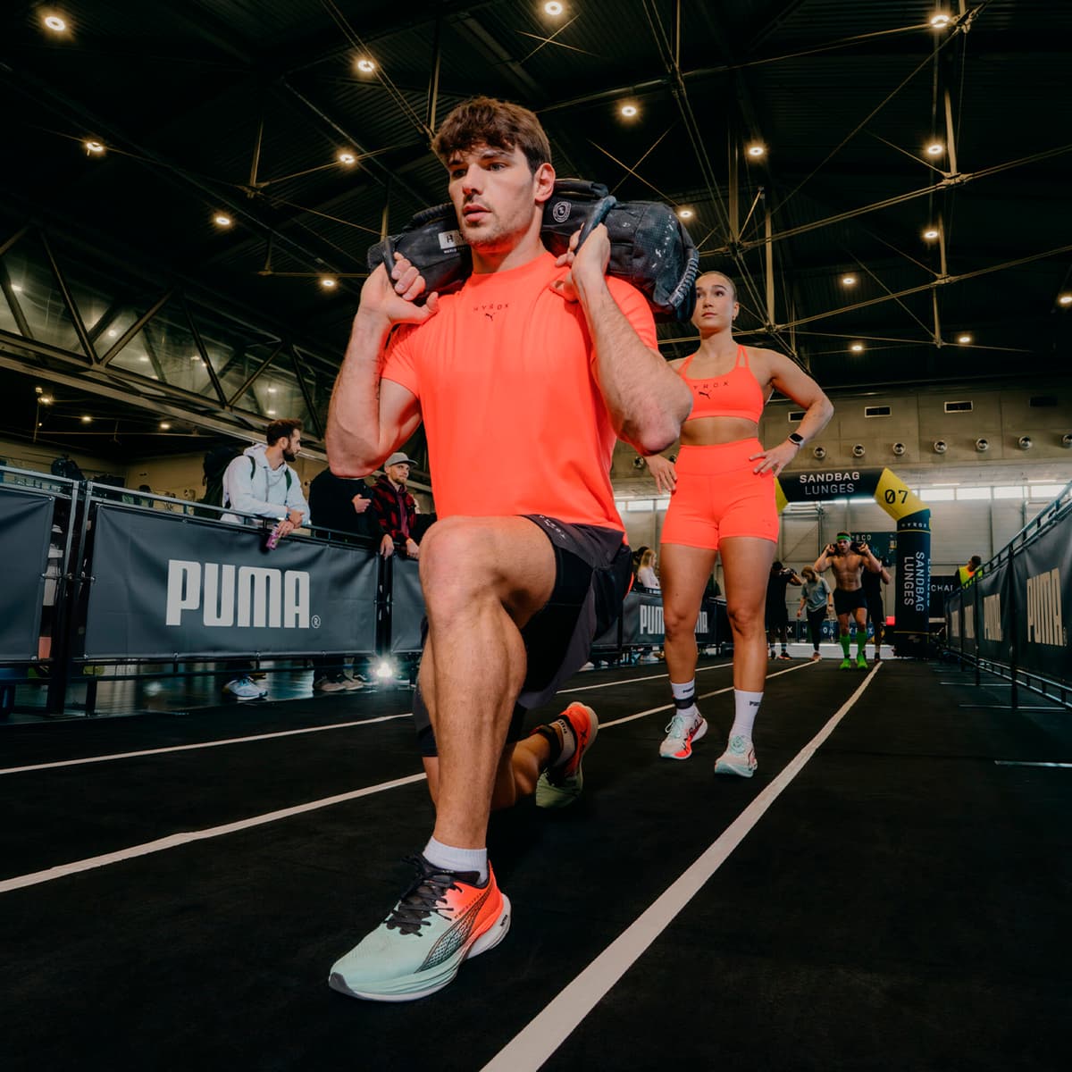 PUMA x HYROX Deviate NITROâ¢ 3 hardloopschoenen voor Heren, Rood, Maat 39 thumbnail 2