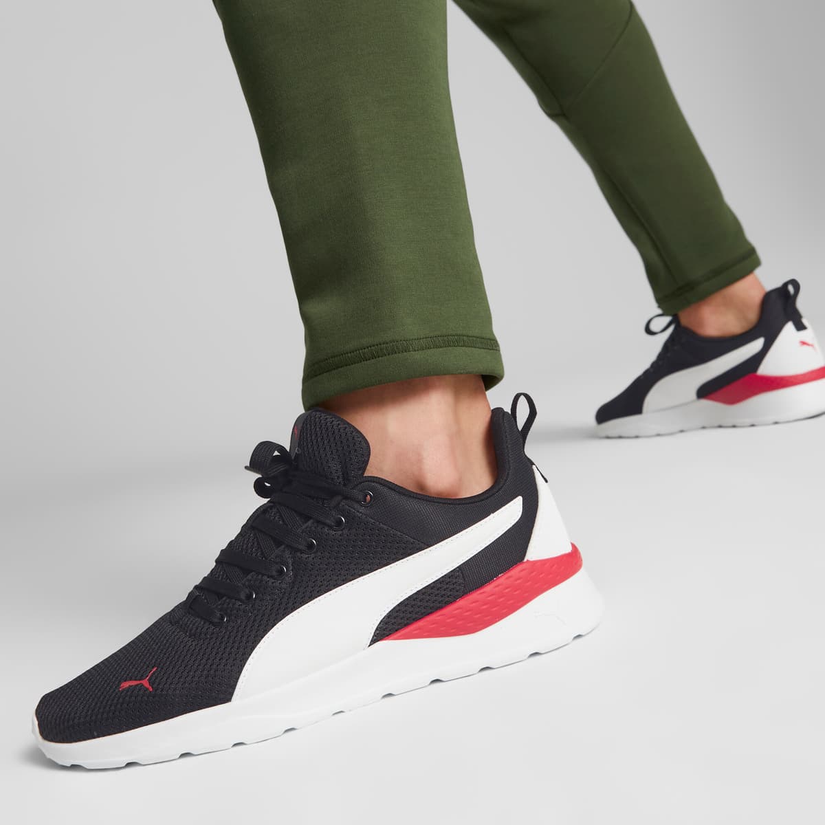 PUMA Anzarun Lite sportschoenen, Zwart/Rood/Wit, Maat 38,5 thumbnail 8