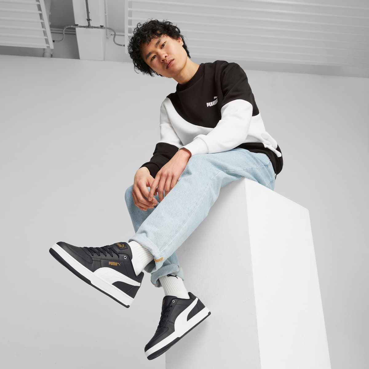 PUMA Caven 2.0 uniseks sneakers, Zwart/Wit/Goud, Maat 46 thumbnail 7