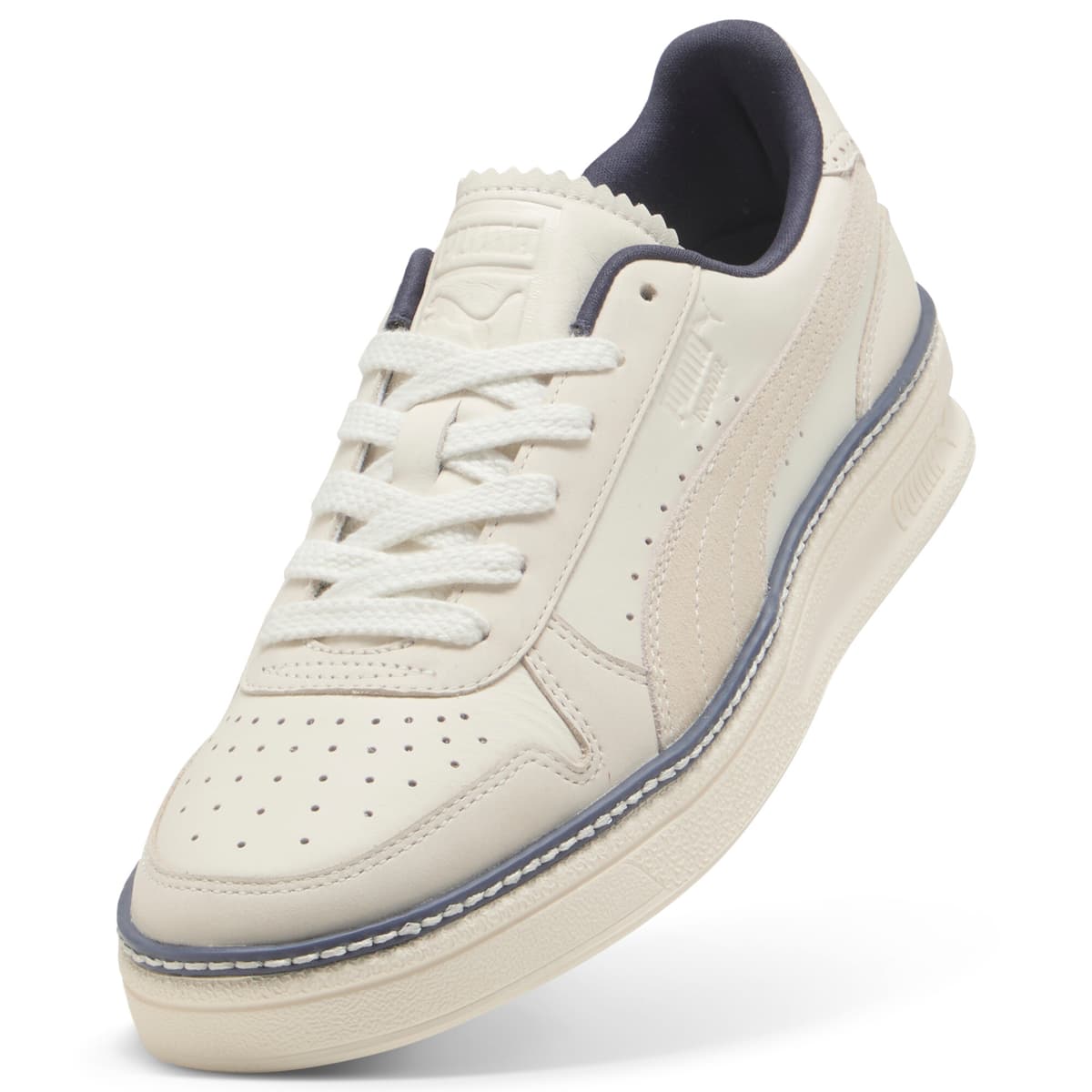 PUMA Indoor Regal Grace uniseks sneakers, Wit, Maat 40 thumbnail 2