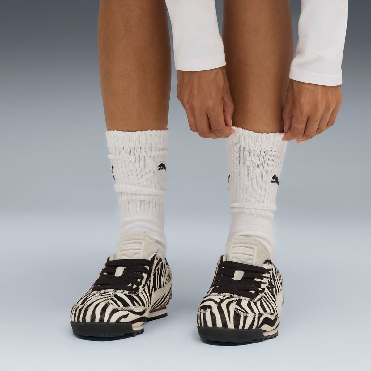 PUMA Arizona Zebra sneakers voor Dames, Zwart/Wit, Maat 40 thumbnail 8