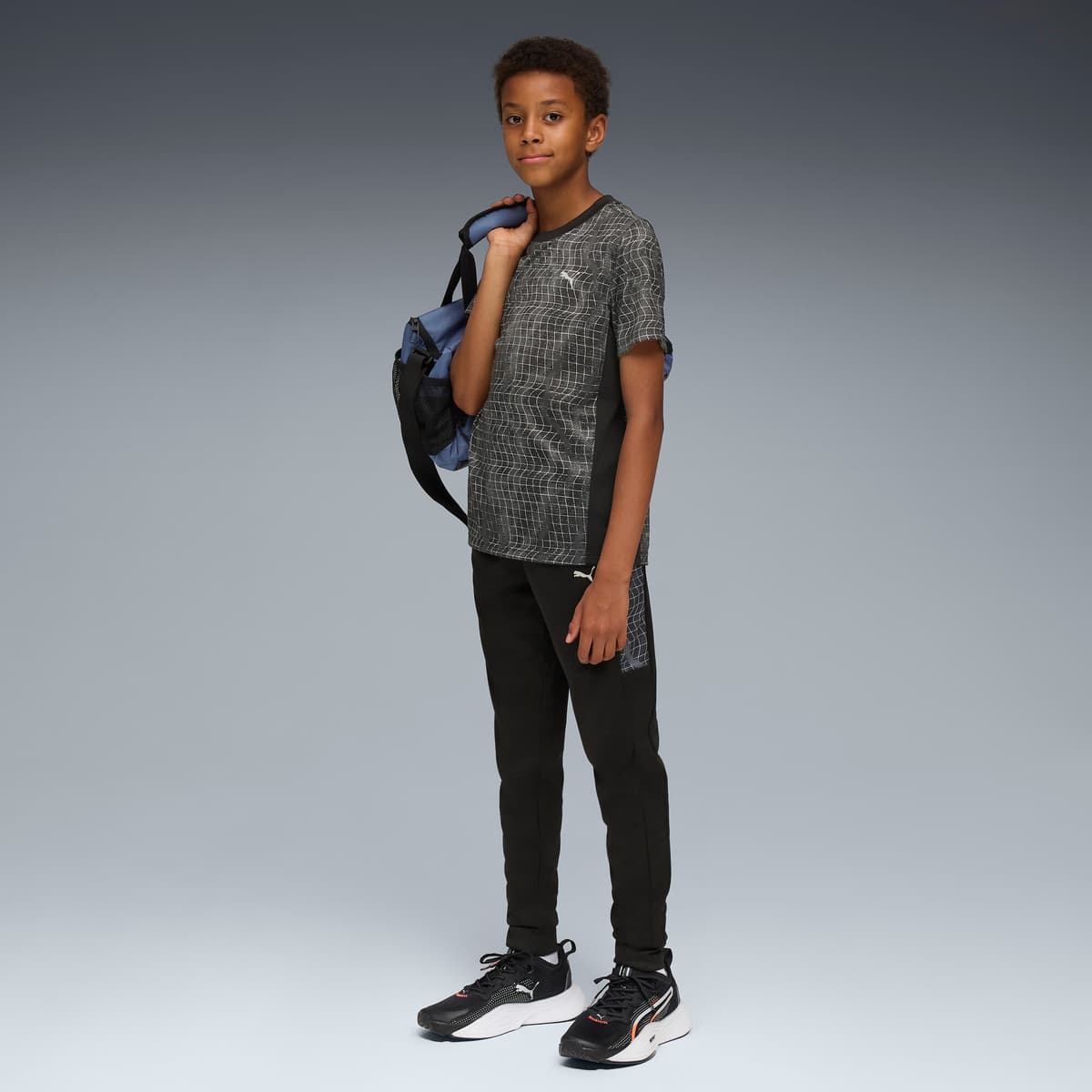 PUMA TRAIN ALL DAY Essentials Polyblend T-shirt voor Heren, Zwart, Maat 7-8Y thumbnail 4