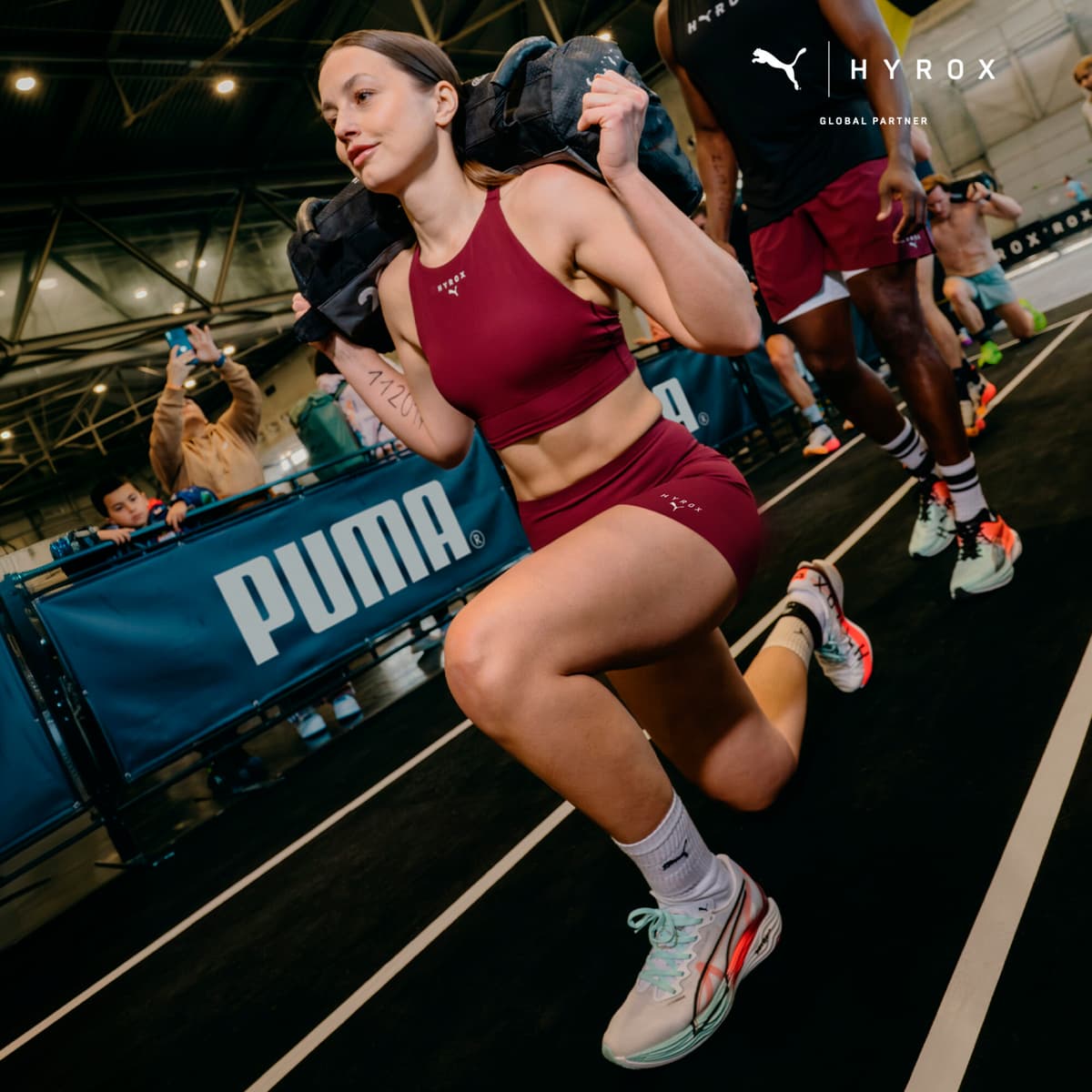 PUMA x HYROX SHAPELUXE beha met hoge halslijn voor Dames, Maat S thumbnail 4