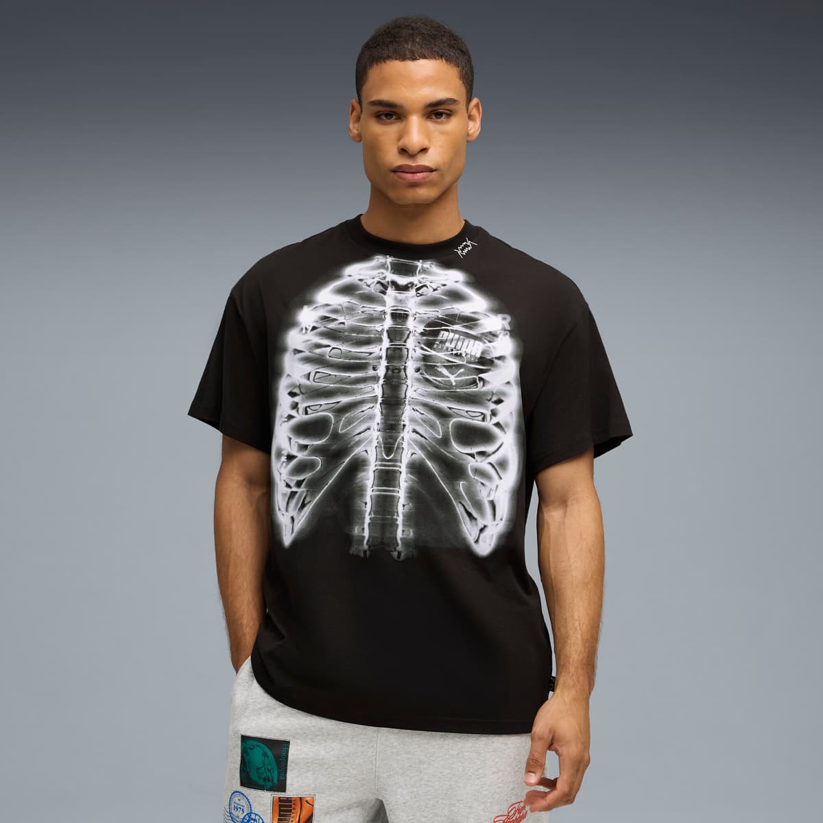 PUMA Hooptopia Hoopray Vision T-shirt voor Heren, Zwart, Maat L