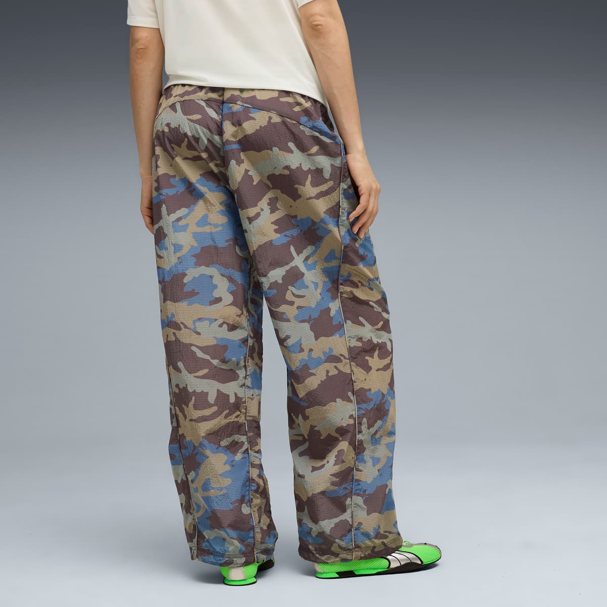 PUMA CLRT uniseks ripstopbroek met all-over-print, Maat S thumbnail 5