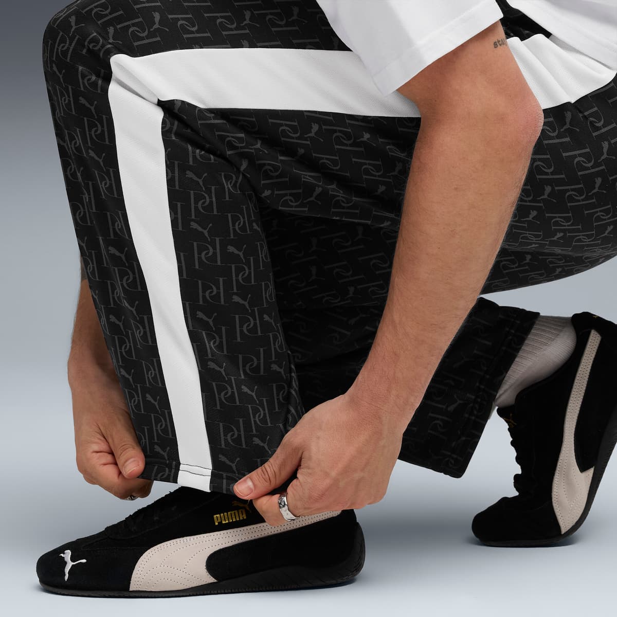 PUMA T7 All-Over Print Relaxed trainingsbroek voor Heren, Zwart, Maat XXL thumbnail 4