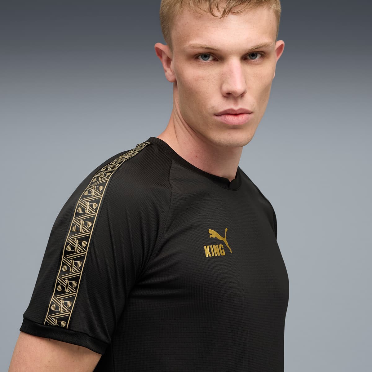 PUMA KINGtouch voetbalshirt voor Heren, Zwart/Goud, Maat XL thumbnail 5