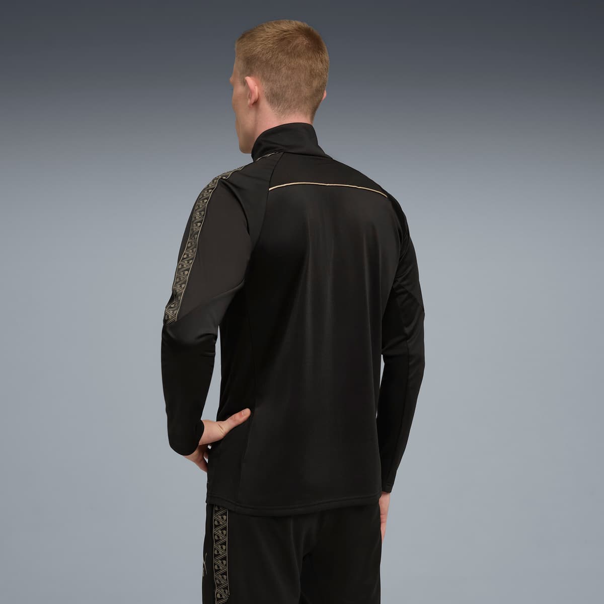 PUMA KINGtouch voetbaltop met kwartrits voor Heren, Zwart/Goud, Maat 3XL thumbnail 5