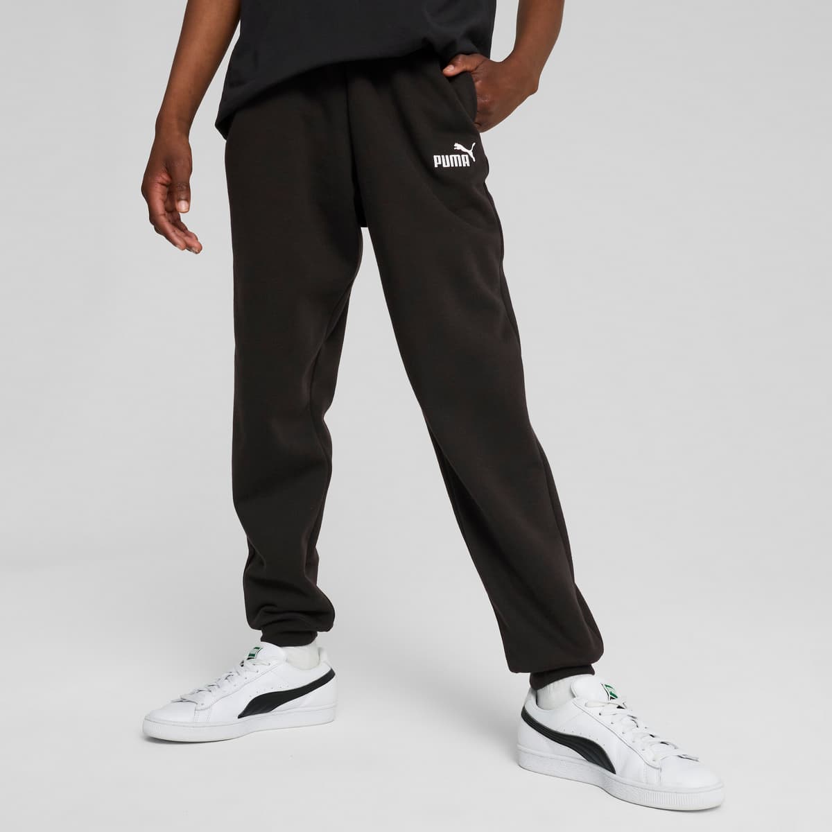 PUMA ESS No. 1-logo fleece sweatpant voor Heren, Zwart, Maat 11-12Y thumbnail 4