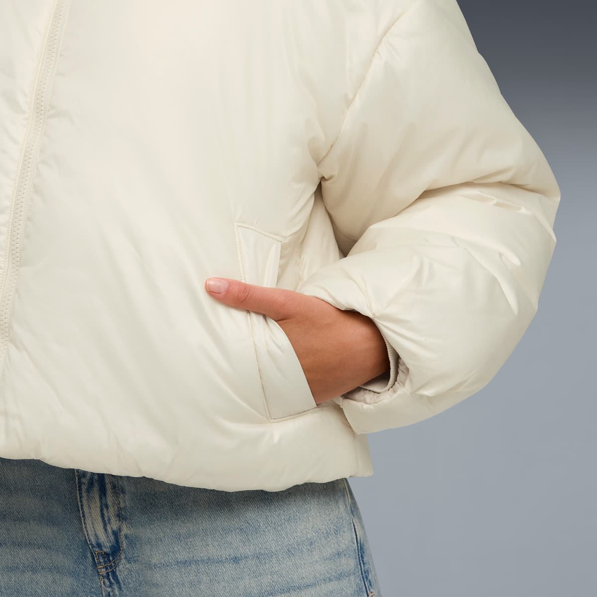 PUMA Wardrobe Essentials glanzende gewatteerde jas met capuchon voor Dames, Maat S thumbnail 7