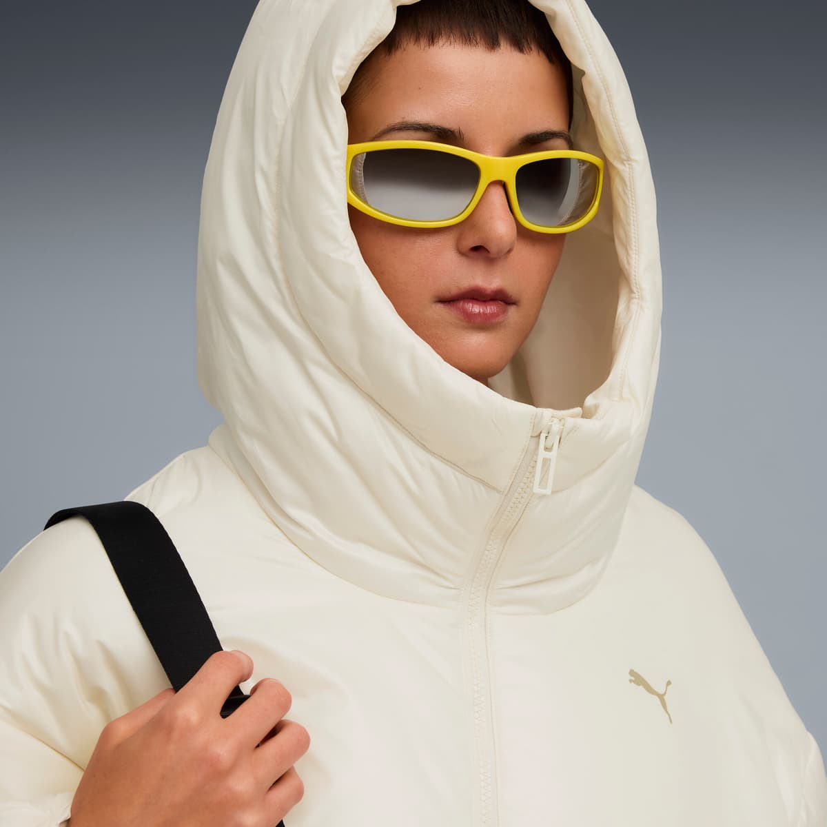 PUMA Wardrobe Essentials glanzende gewatteerde jas met capuchon voor Dames, Maat S thumbnail 4