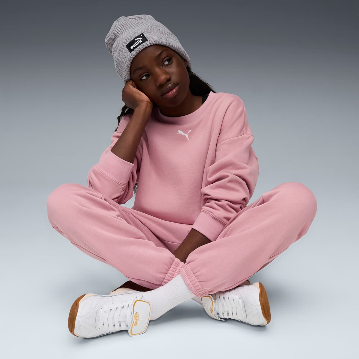 PUMA Loungewear oversized joggingpak voor Dames, Roze, Maat 9-10Y thumbnail 4