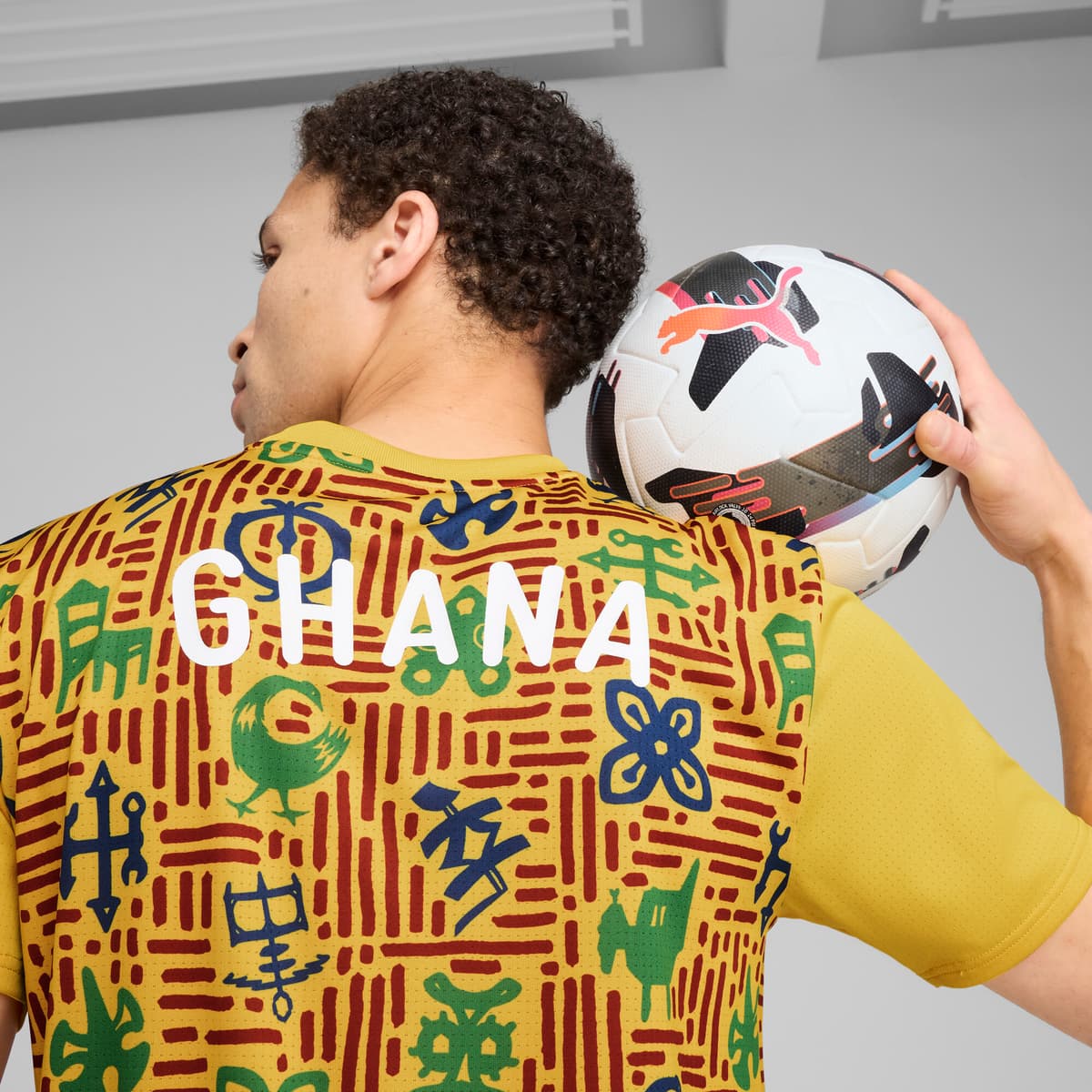 PUMA Ghana prematch-shirt voor Heren, Rood/Geel, Maat M thumbnail 5