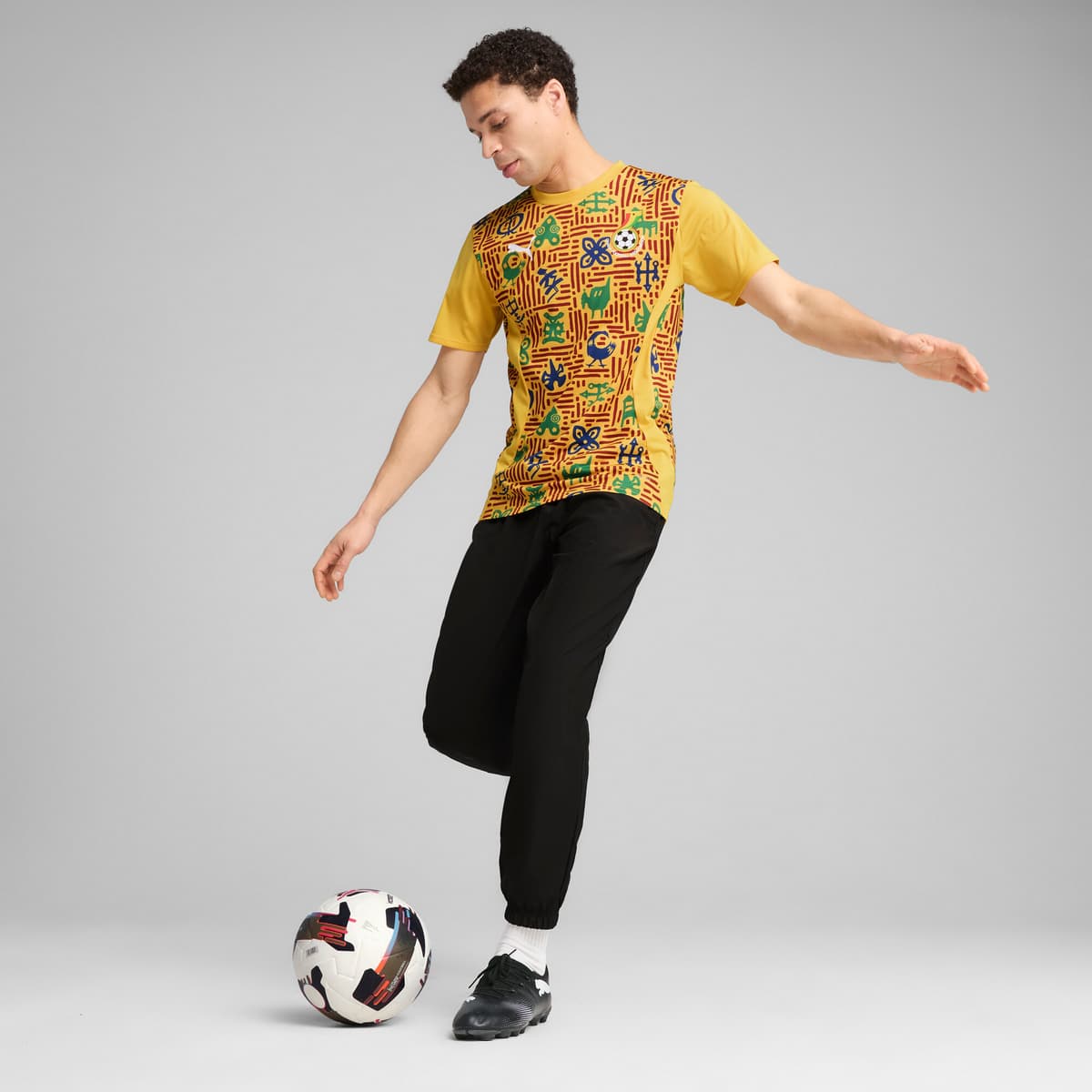 PUMA Ghana prematch-shirt voor Heren, Rood/Geel, Maat M thumbnail 4