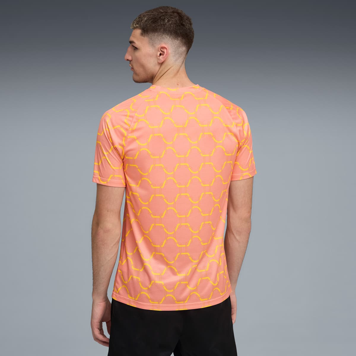 PUMA AC Milan Pre-match shirt voor Heren, Roze/Geel, Maat L thumbnail 3