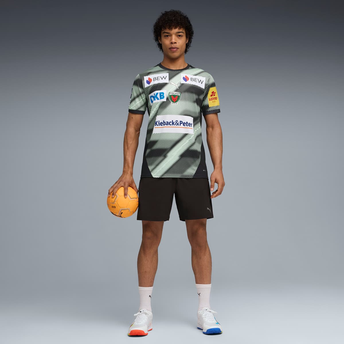 PUMA FÃ¼chse Berlin 25/26 uitshirt voor Heren, Zwart, Maat XL thumbnail 4