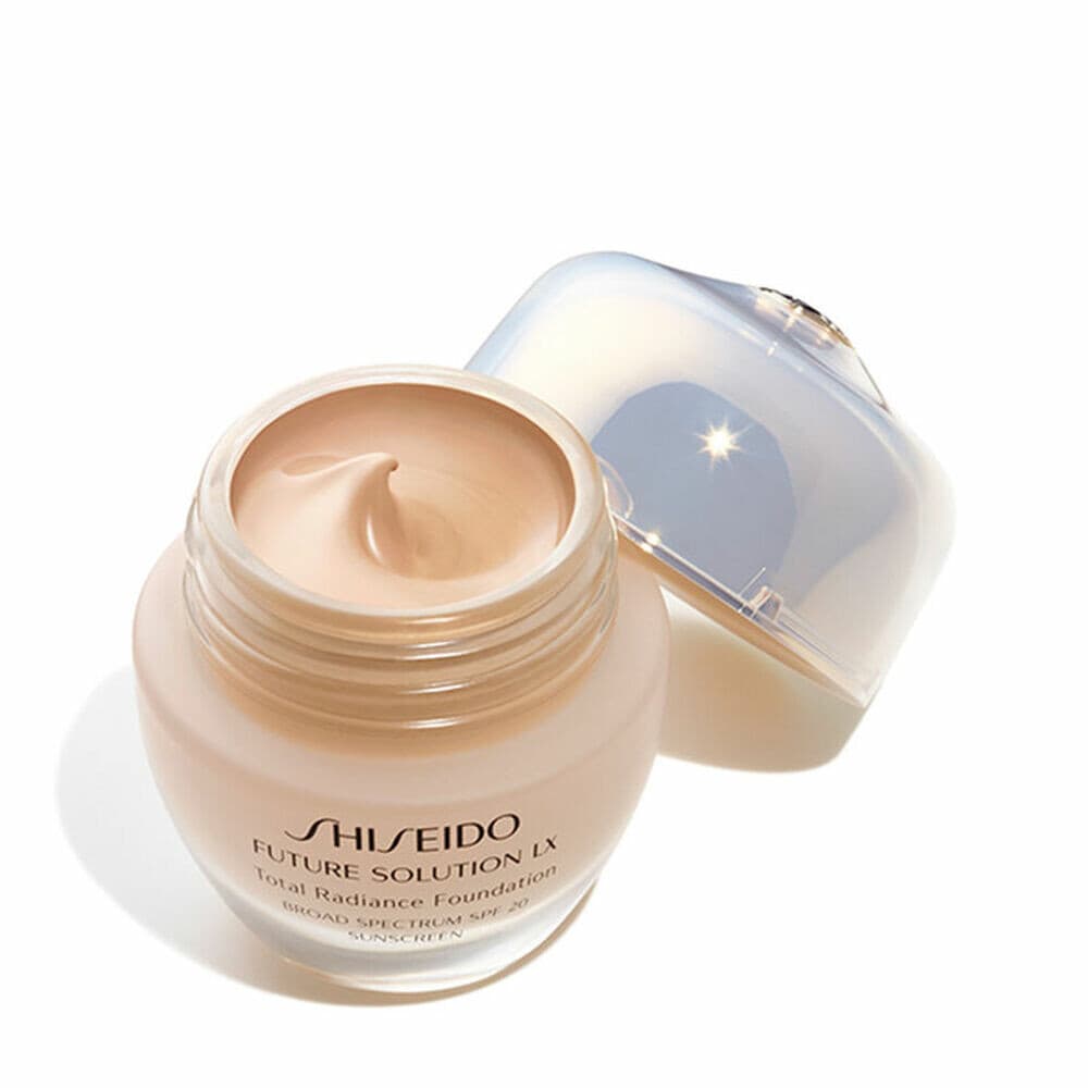 Shiseido Future Solution LX Total Radiance Foundation SPF15 Neutral 3 30 ml