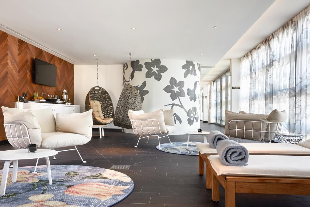 Kartell Stone Bijzettafel Geel thumbnail 2