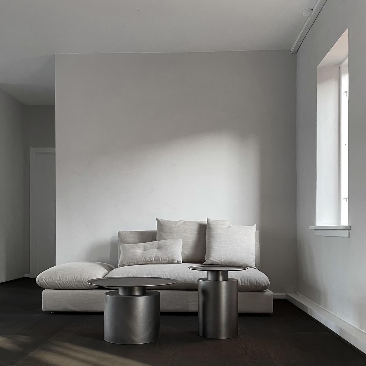 101 Copenhagen Pillar Table Low BijzettafelØ65 Messing thumbnail 4