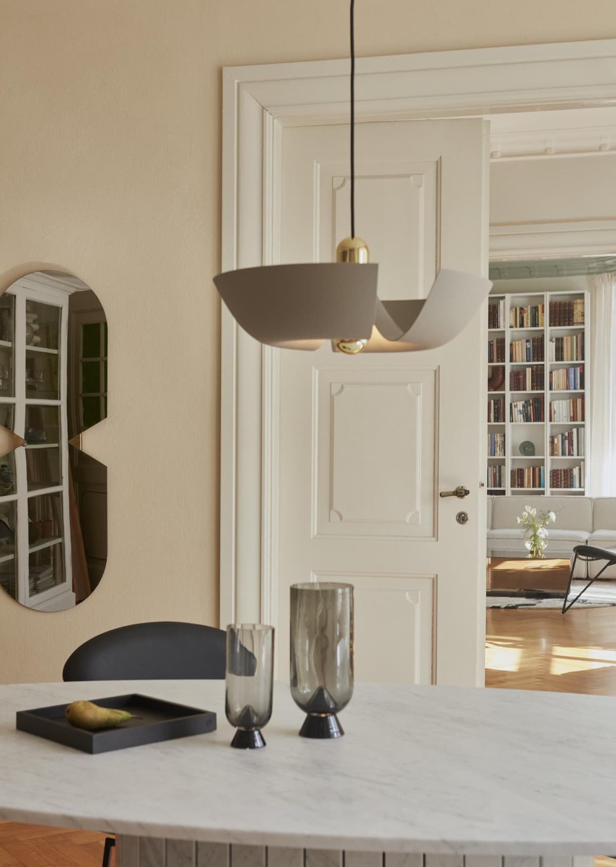 AYTM Wooden Tray Dienblad Medium Walnoot thumbnail 4