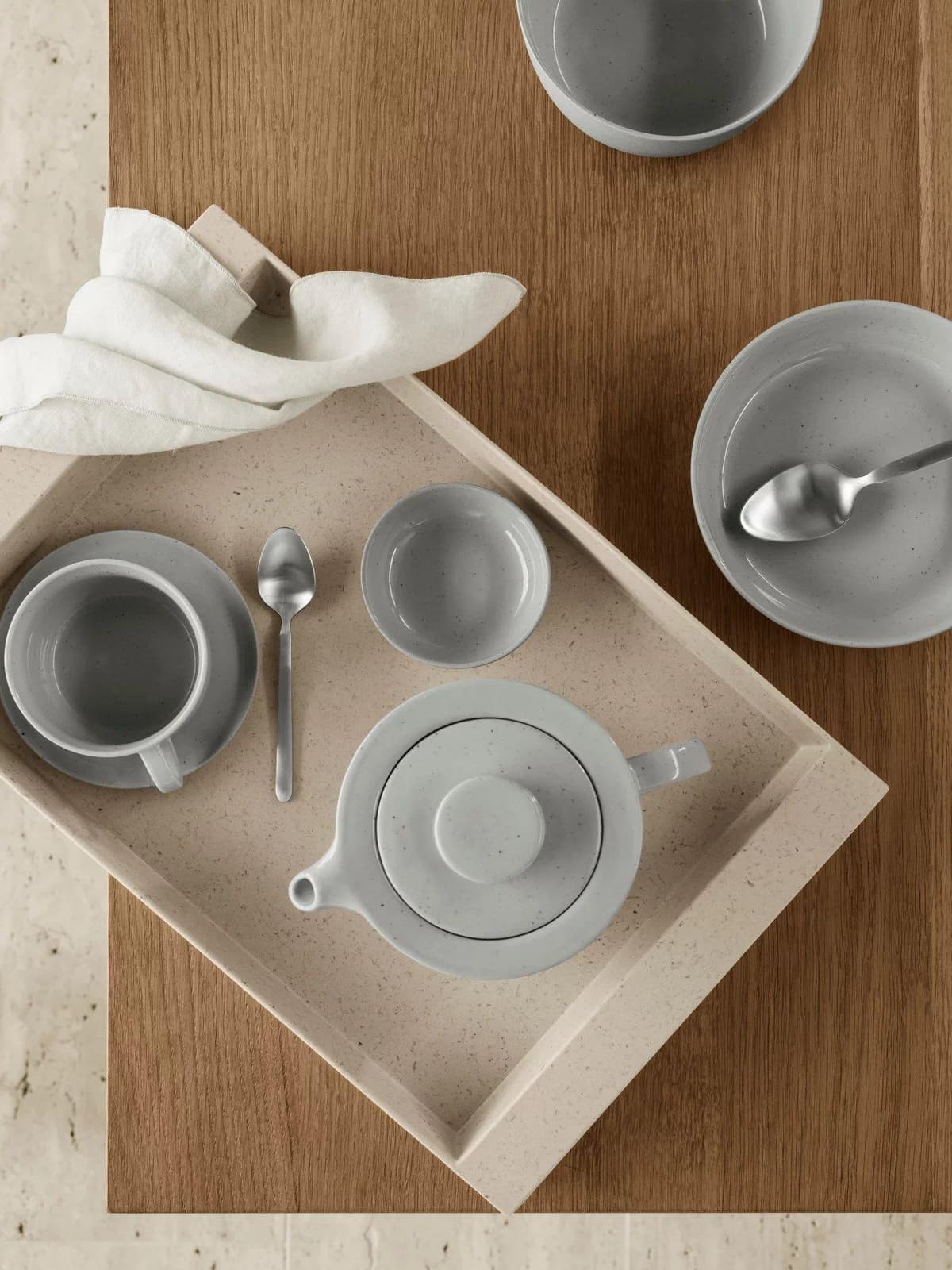 Blomus Kankyo Dienblad 46x30 Moonbeam thumbnail 2