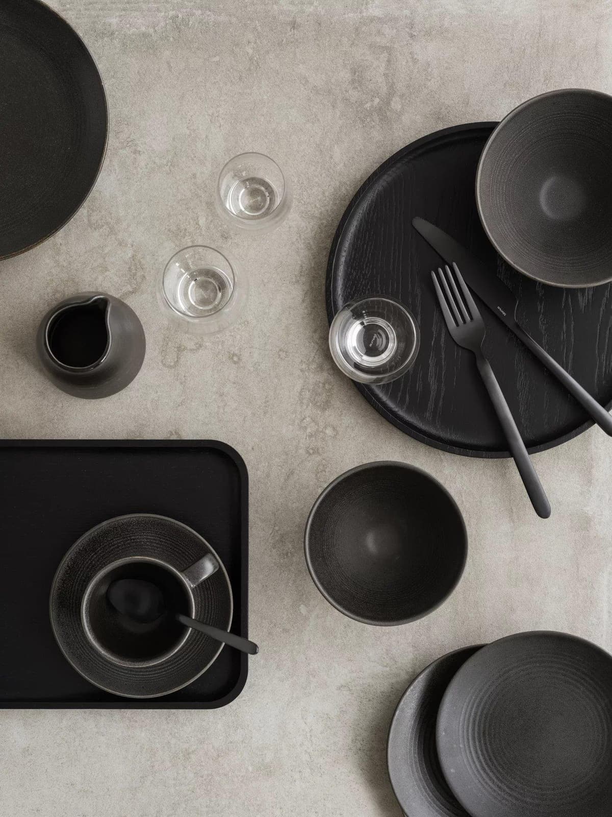 Blomus Oku Serveerschaal 20x27,5 Zwart thumbnail 2